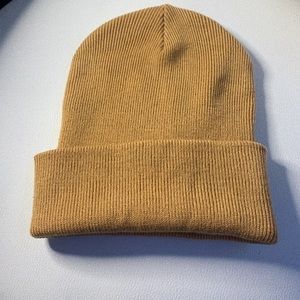 Aritzia Main Character Beanie